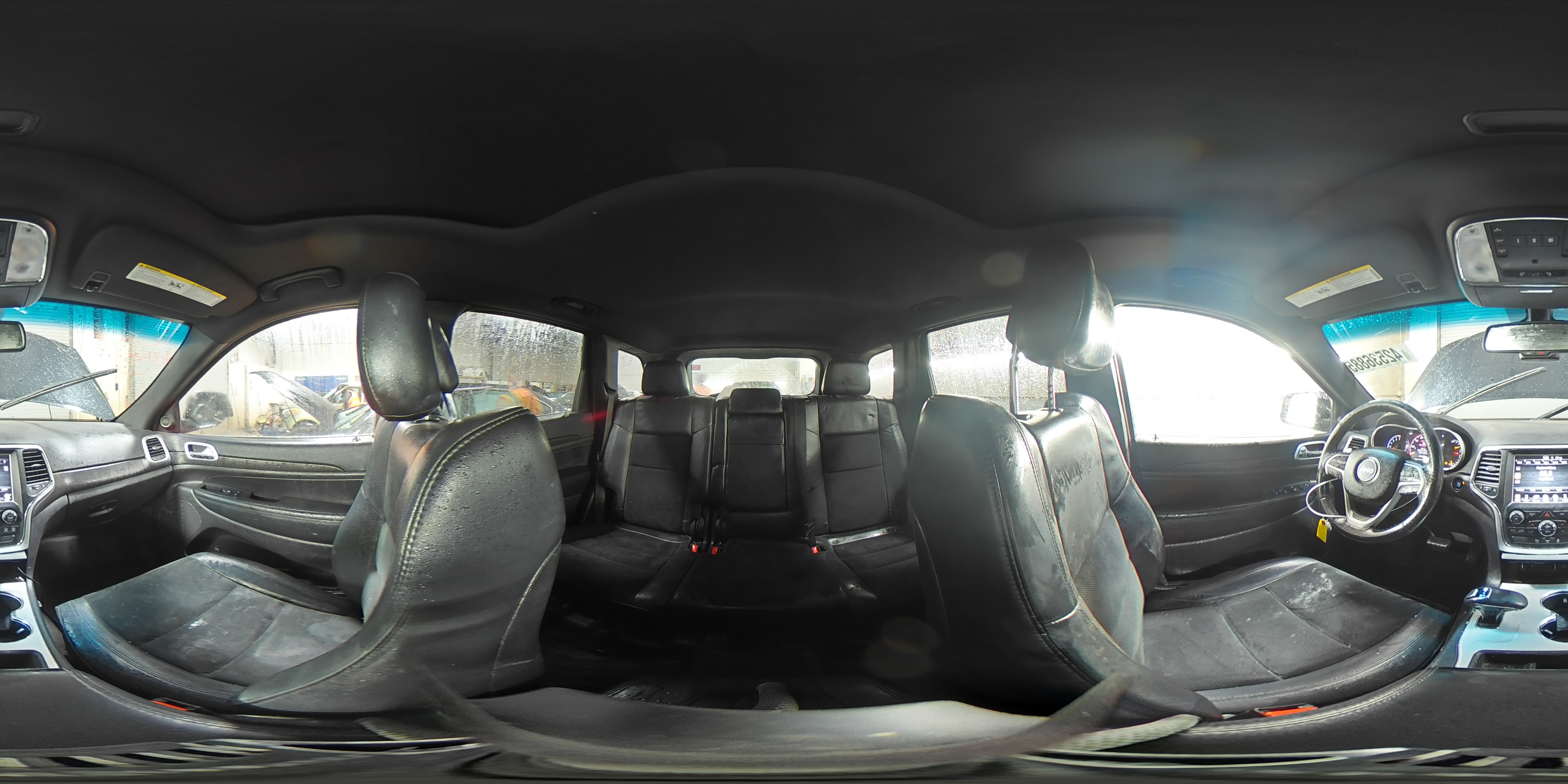 2015 Jeep Grand Cherokee - Image 13