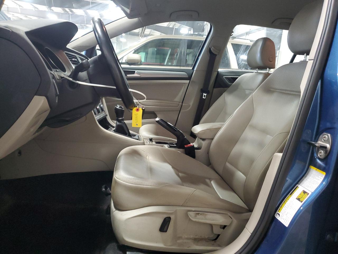 2015 Volkswagen Golf - Image 7