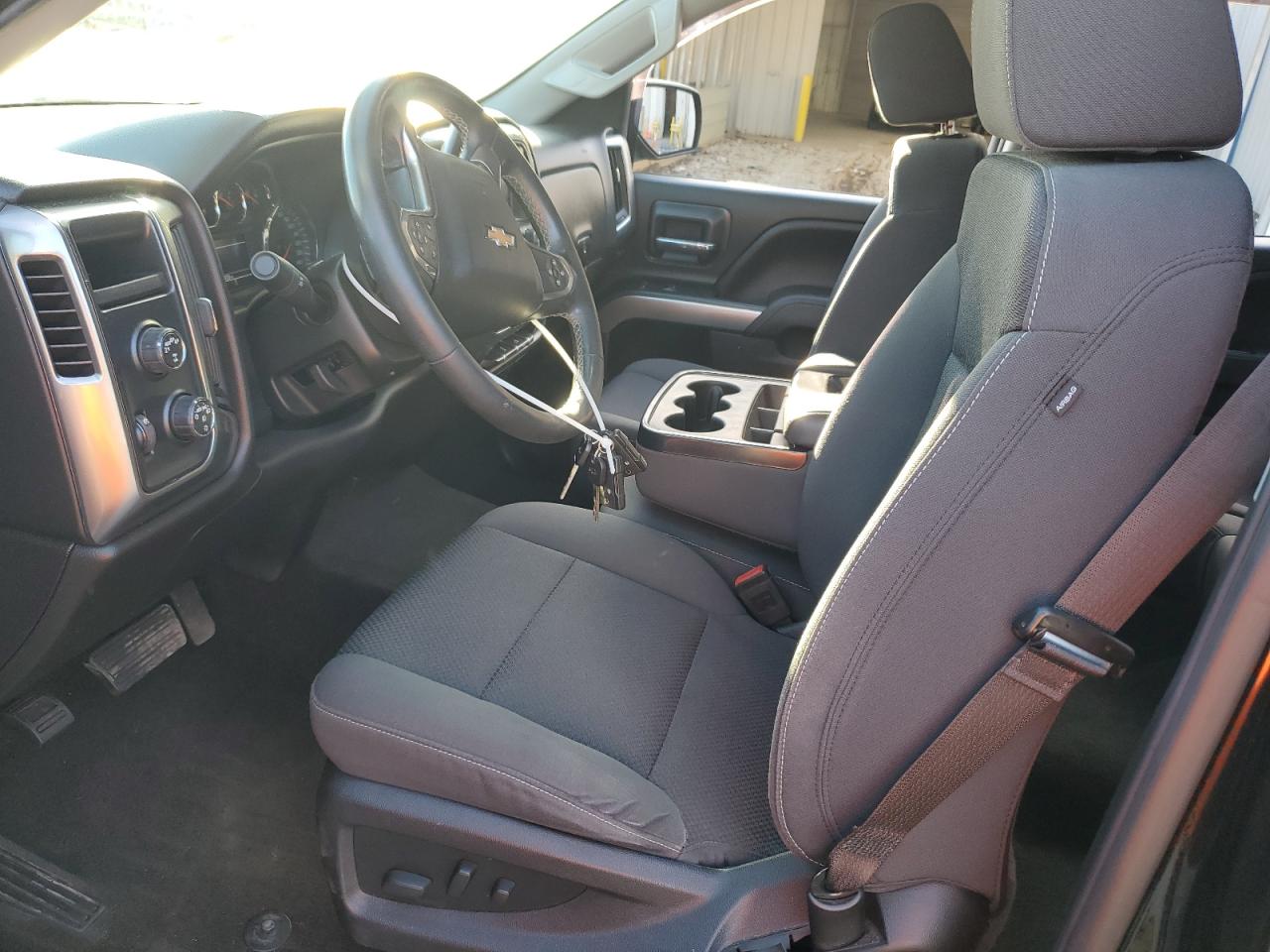 2018 Chevrolet Silverado - Image 7