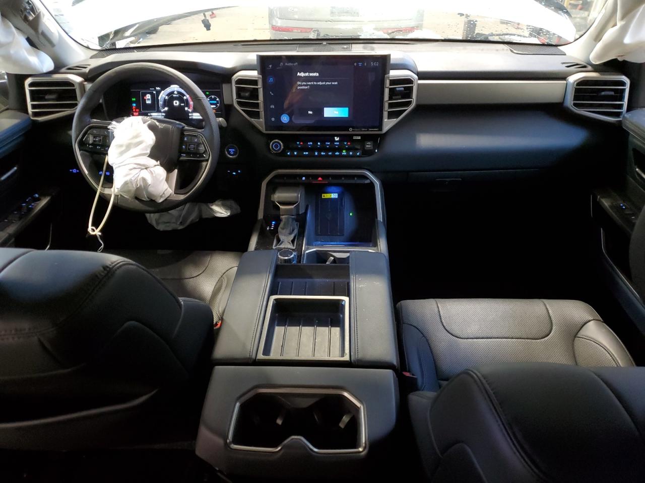 2023 Toyota Tundra - Image 8