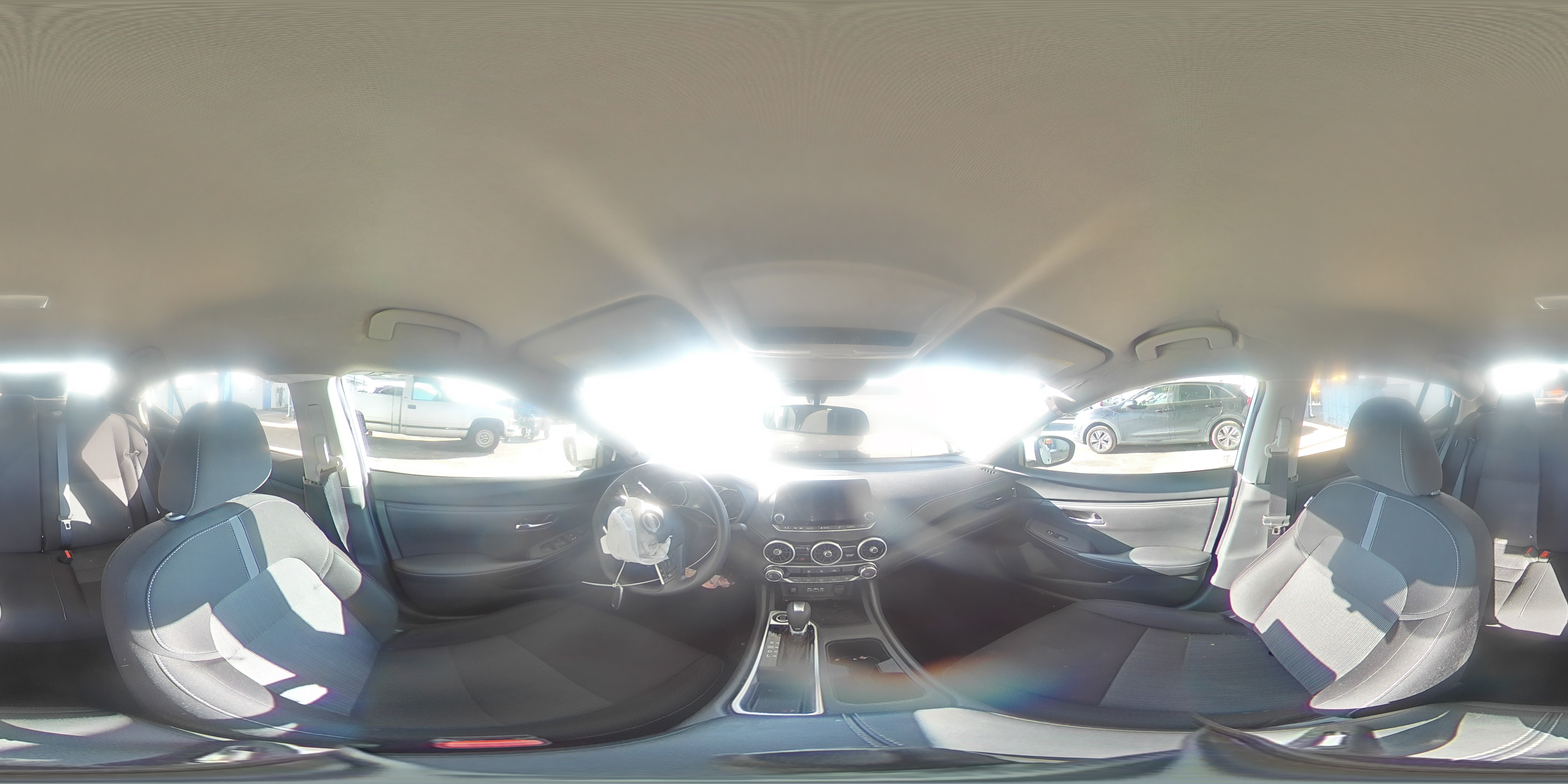 2024 Nissan Sentra - Image 13