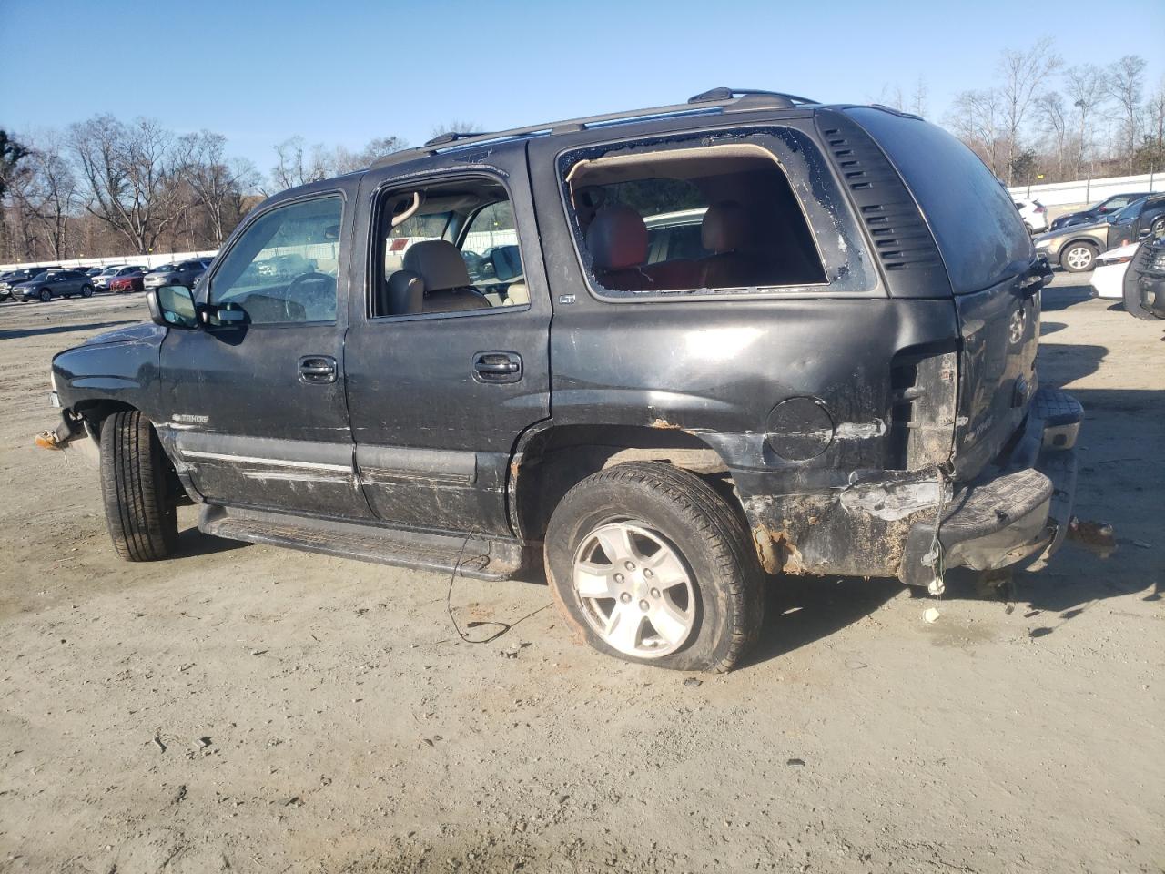 2002 Chevrolet Tahoe - Image 2