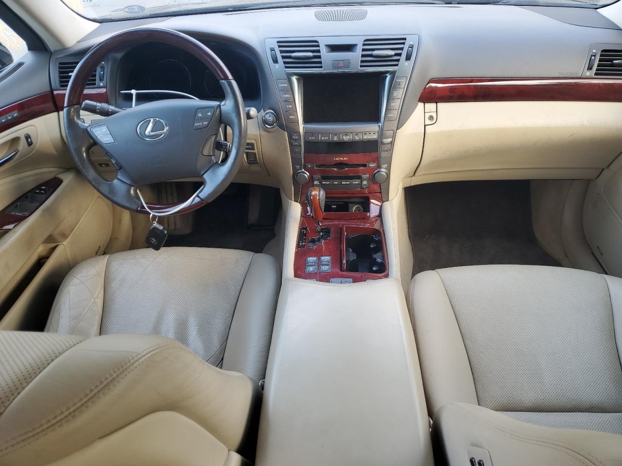 2009 Lexus LS - Image 8
