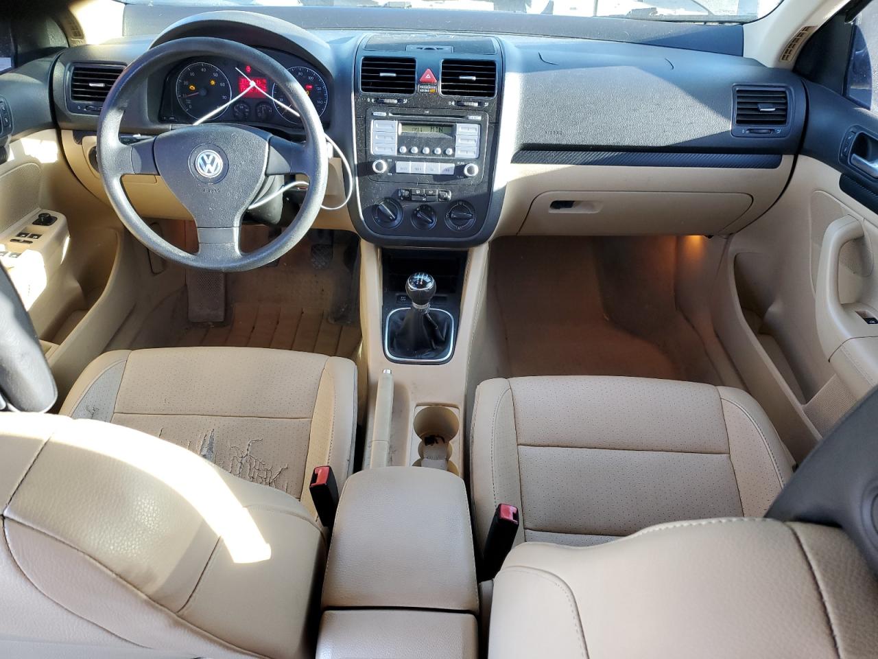 2007 Volkswagen Jetta - Image 8