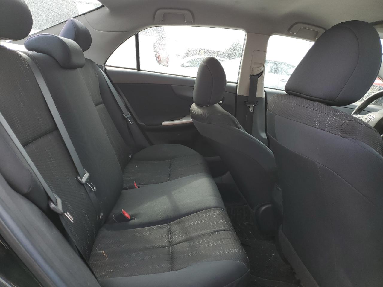 2011 Toyota Corolla - Image 10