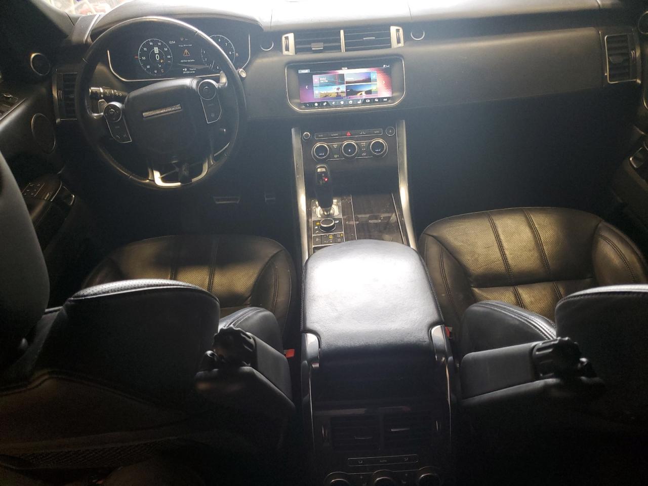 2017 Land Rover Range Rover - Image 8