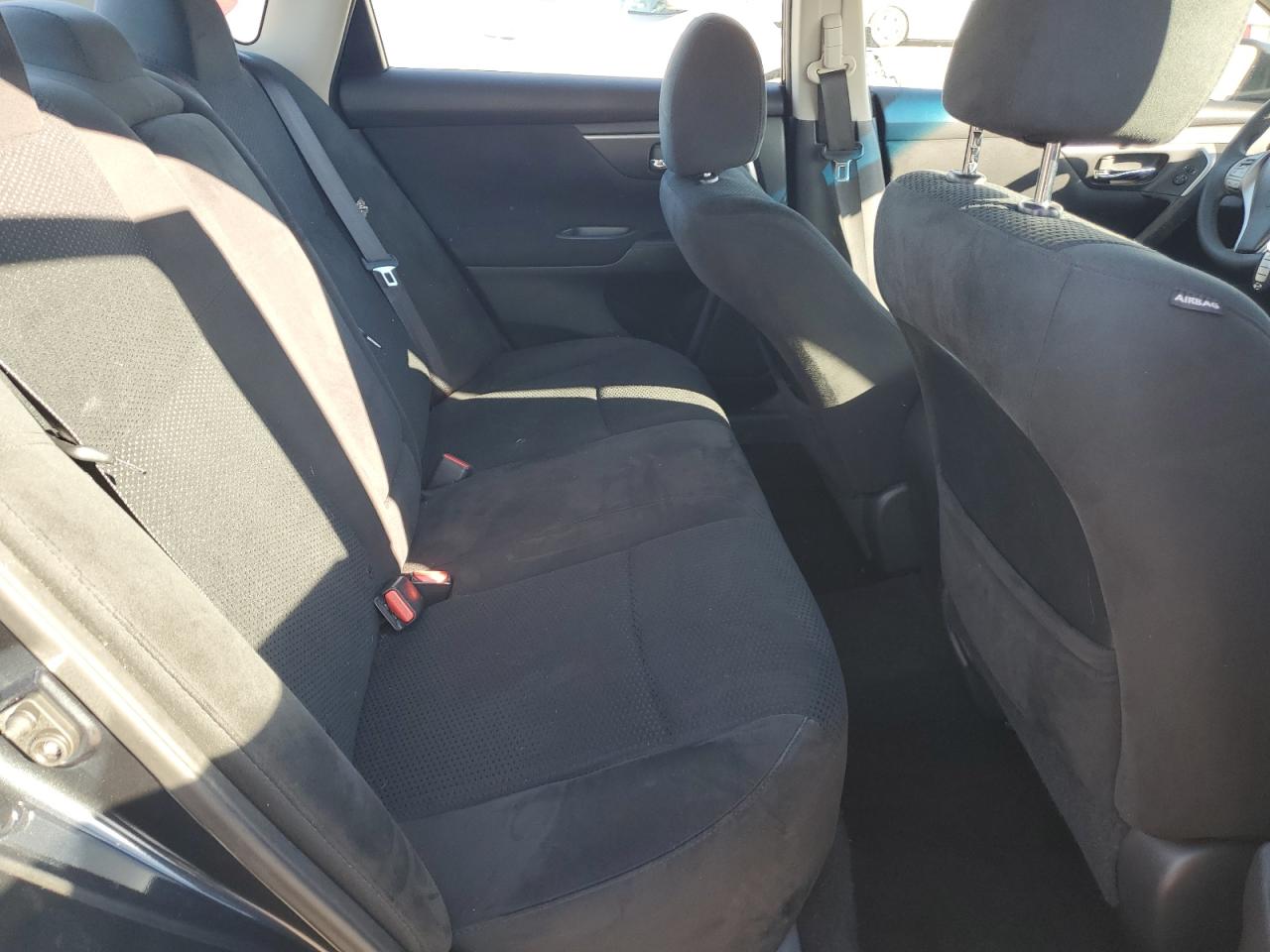 2015 Nissan Altima - Image 10