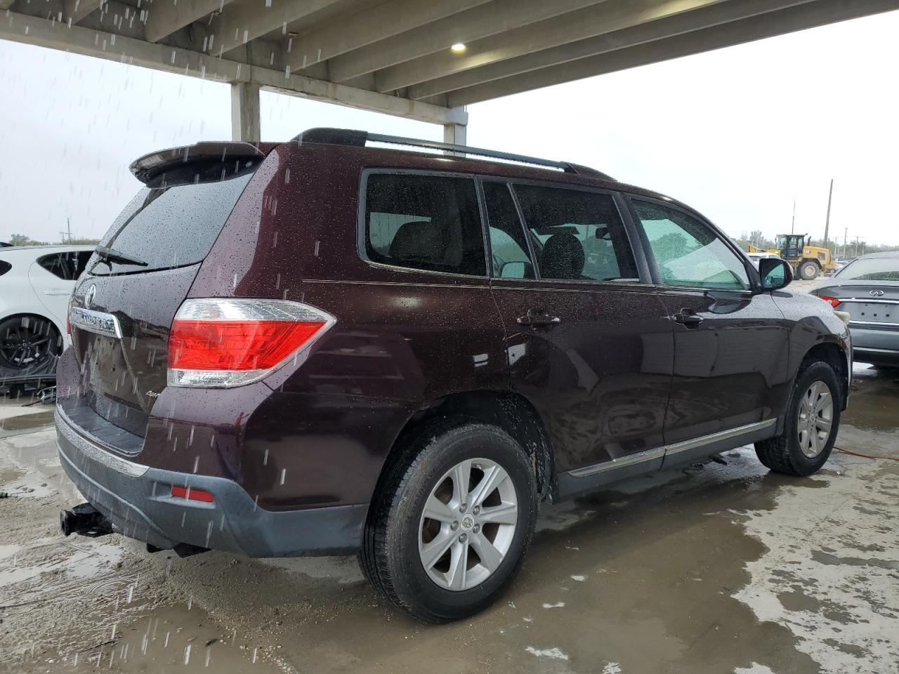2012 Toyota Highlander - Image 3
