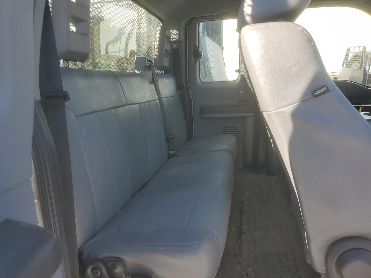 2014 Ford F350 - Image 10