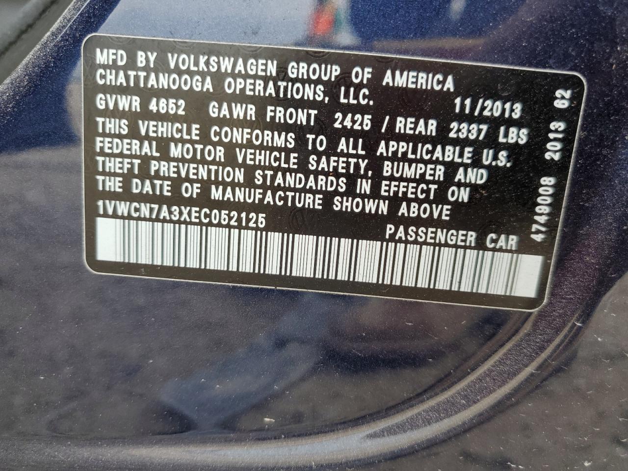 2014 Volkswagen Passat - Image 13