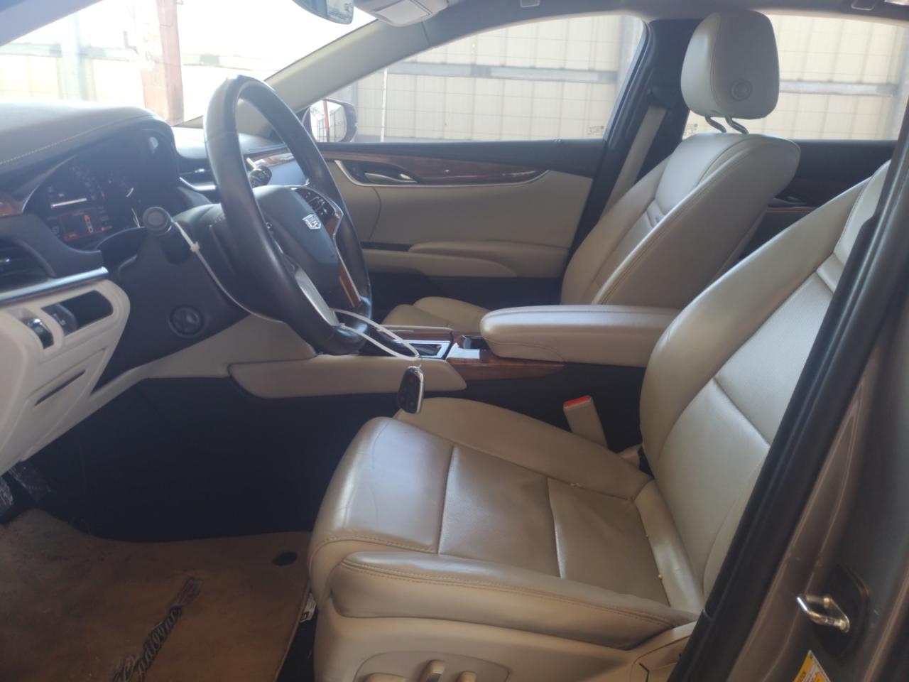 2018 Cadillac XTS - Image 7