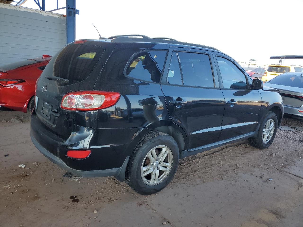 2012 Hyundai Santa Fe - Image 3