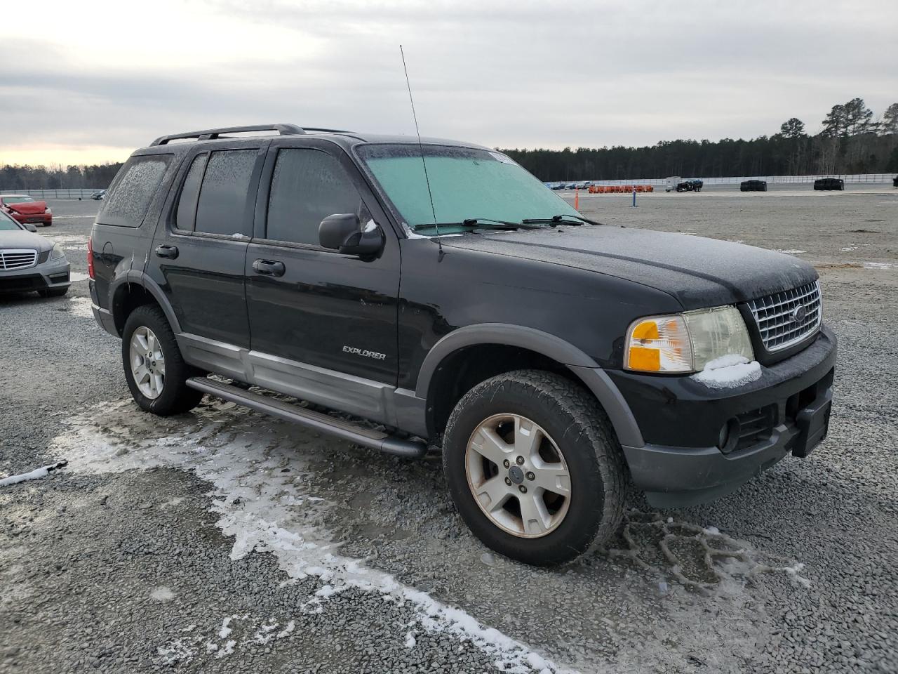 2004 Ford Explorer - Image 4