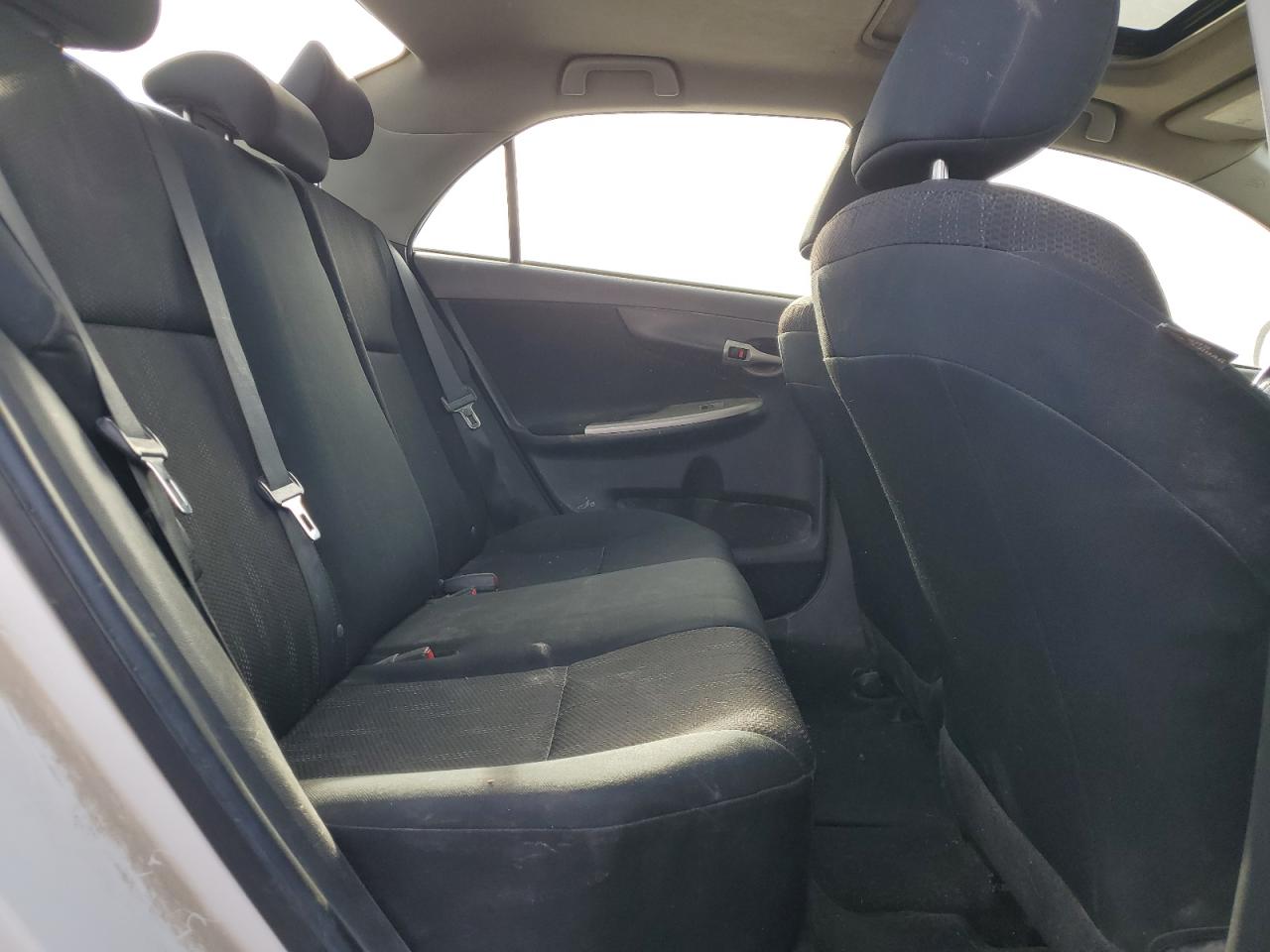 2011 Toyota Corolla - Image 10