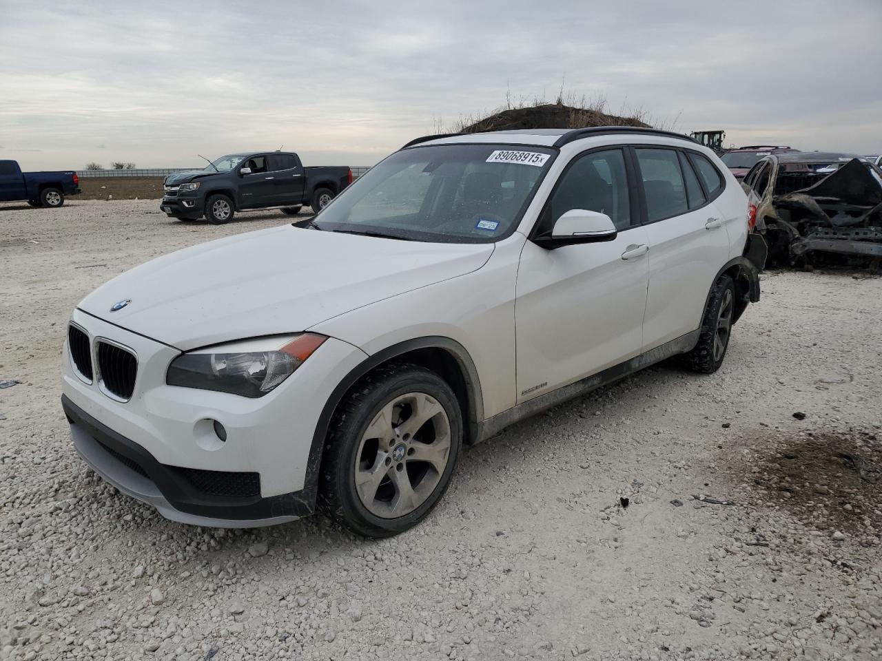 2015 BMW X1 - Image 1