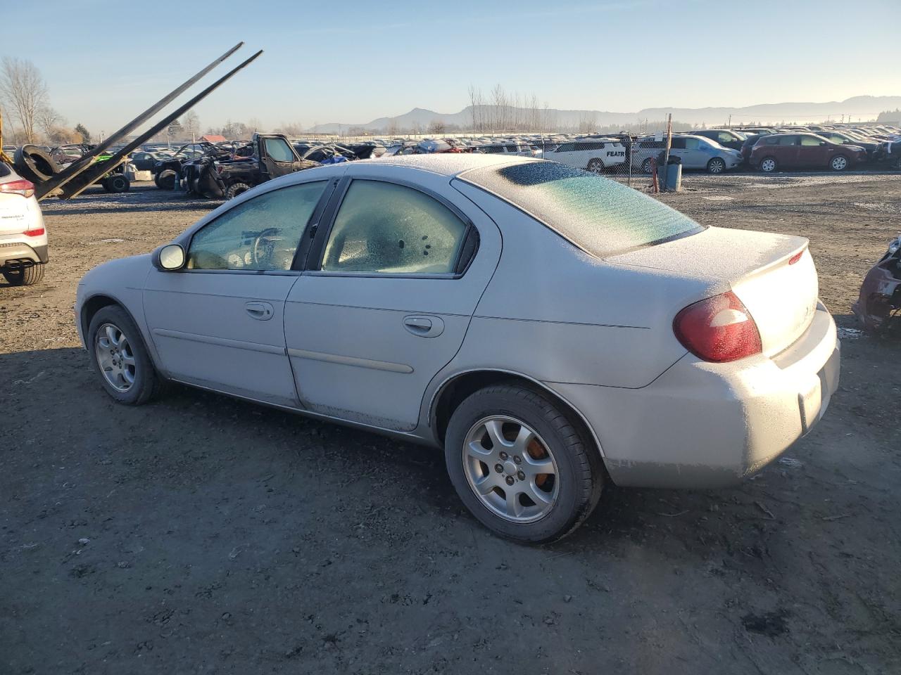 2005 Dodge Neon - Image 2