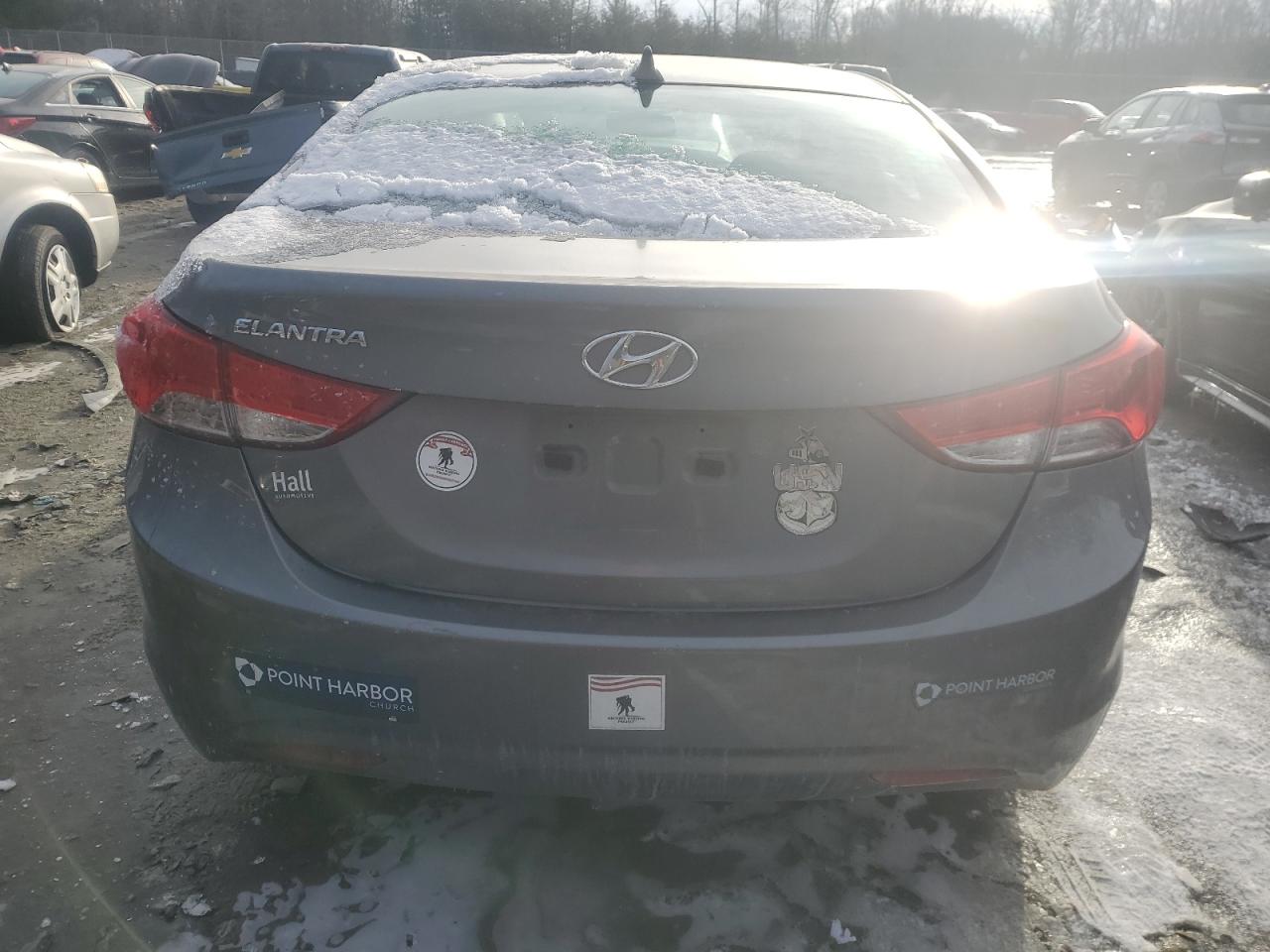 2013 Hyundai Elantra - Image 6