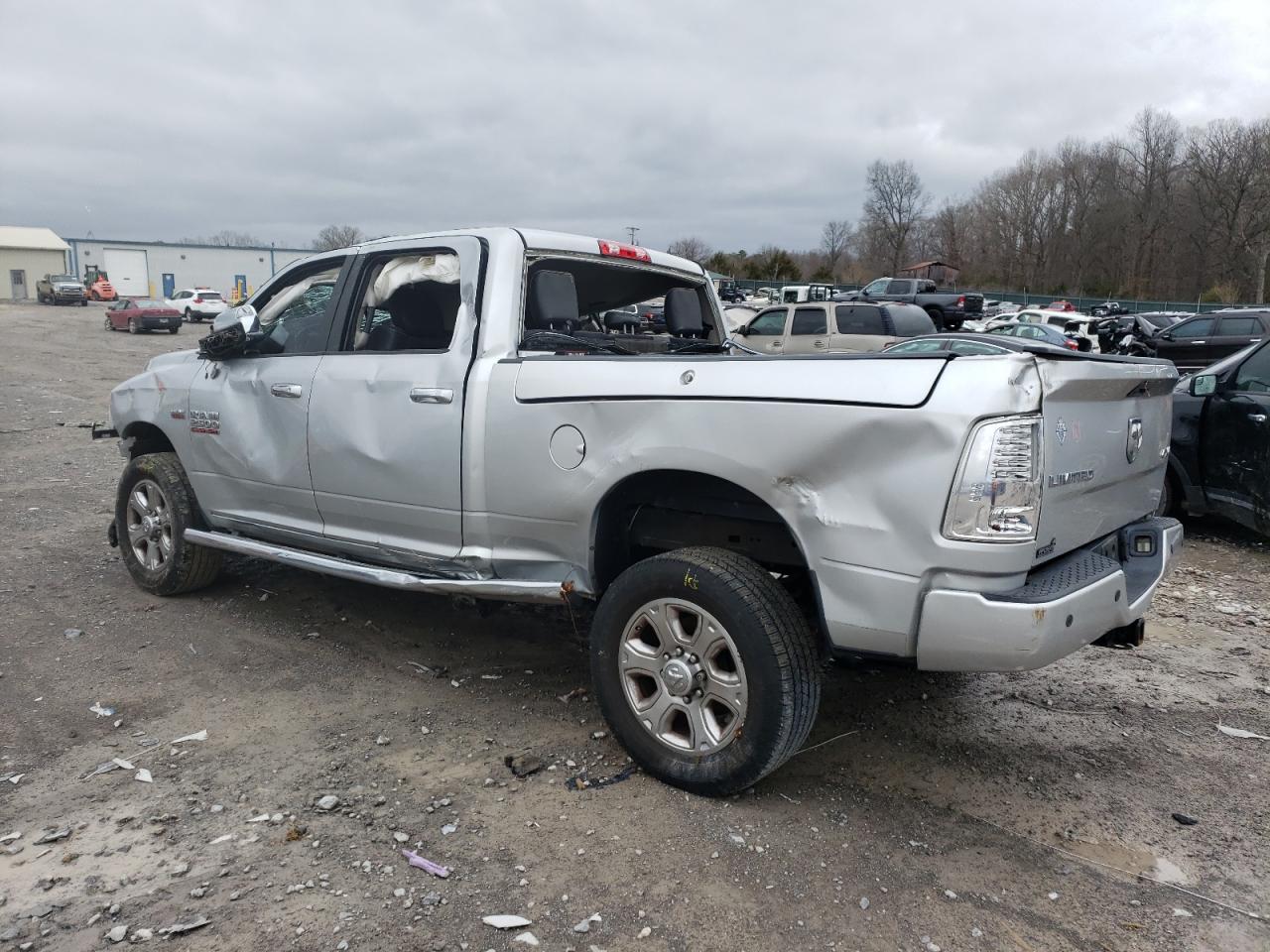2014 RAM 2500 - Image 2
