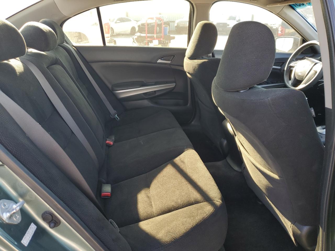 2009 Honda Accord - Image 11
