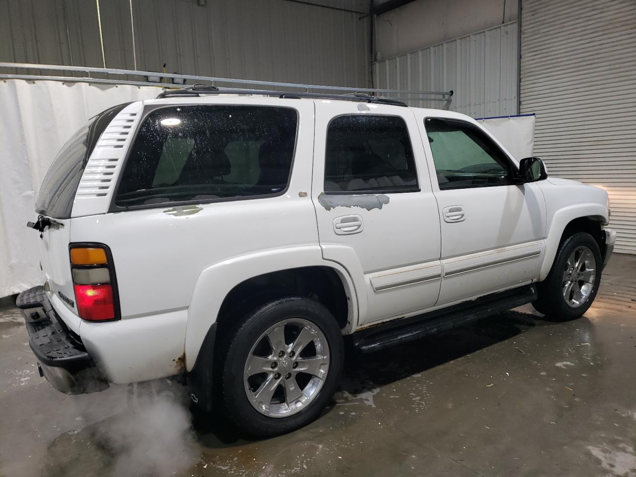 2005 Chevrolet Tahoe - Image 3
