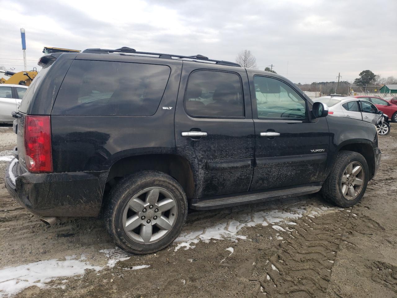 2009 GMC Yukon - Image 3