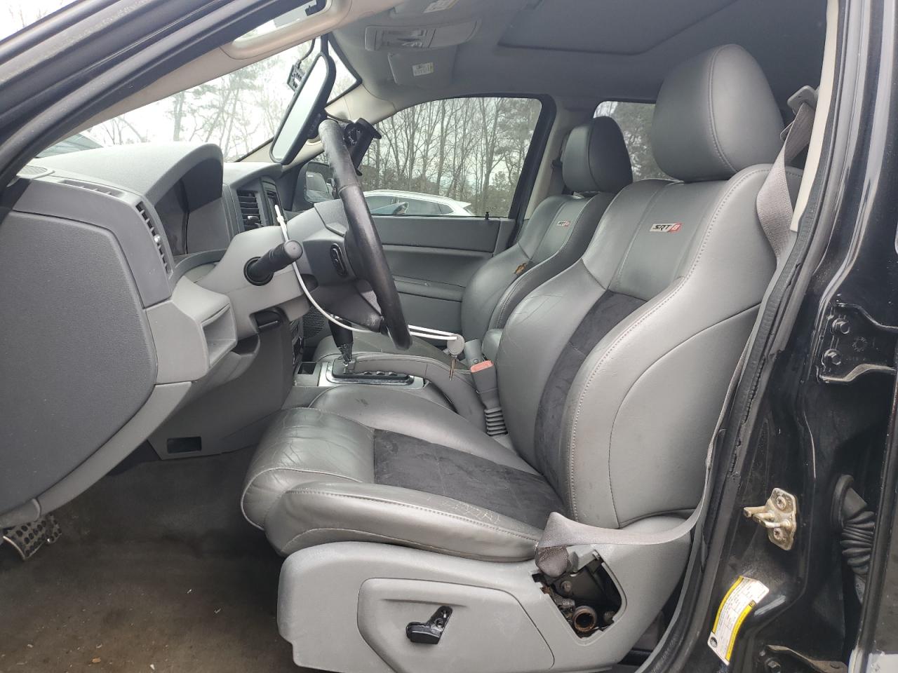 2006 Jeep Grand Cherokee - Image 7