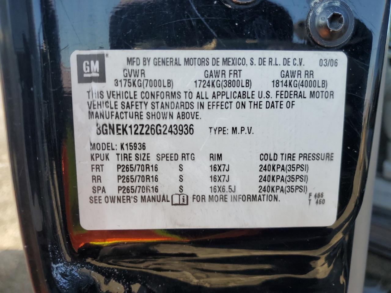 2006 Chevrolet Avalanche - Image 12