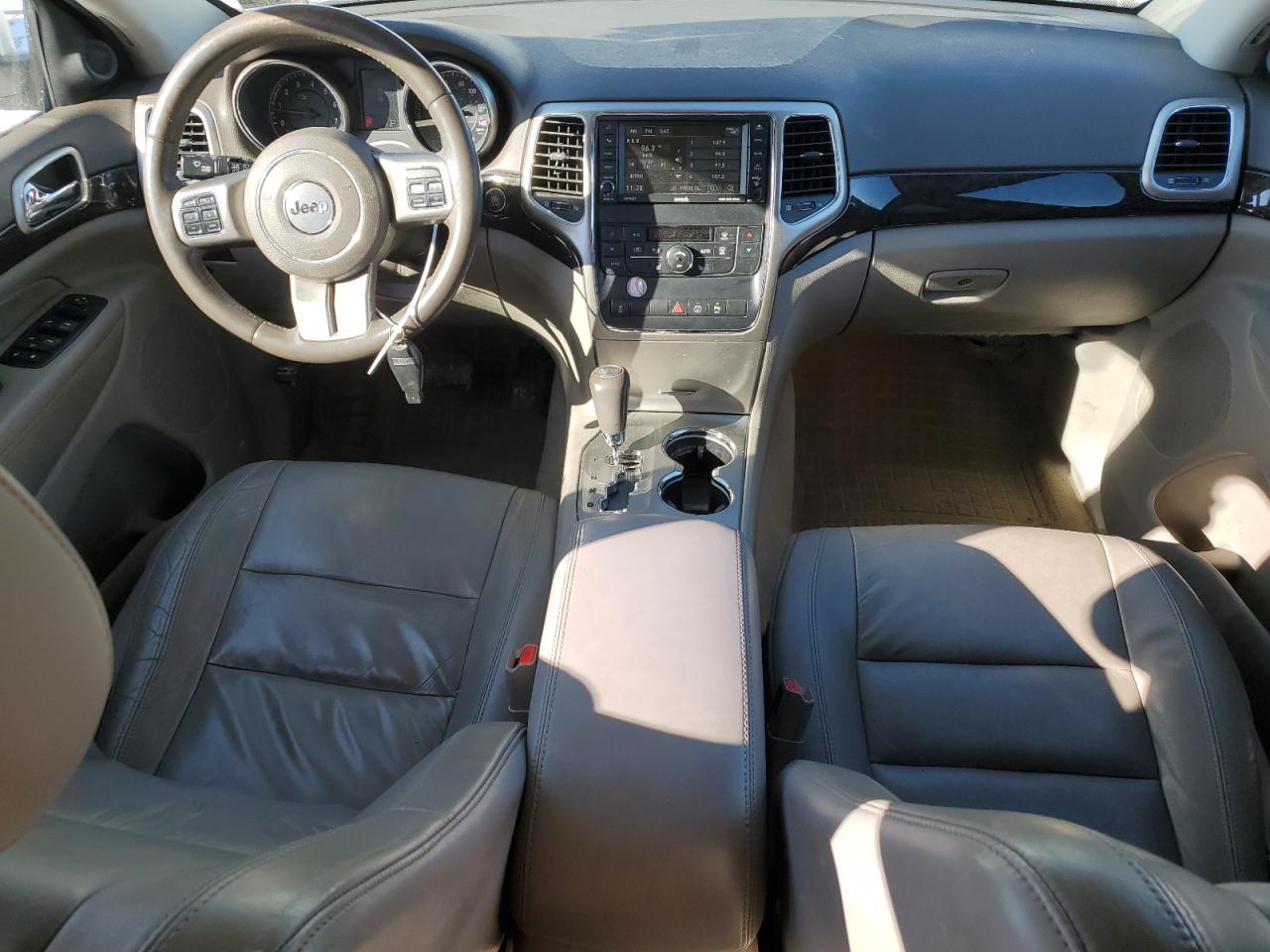2013 Jeep Grand Cherokee - Image 8