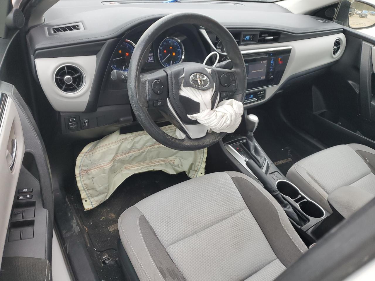 2019 Toyota Corolla - Image 8
