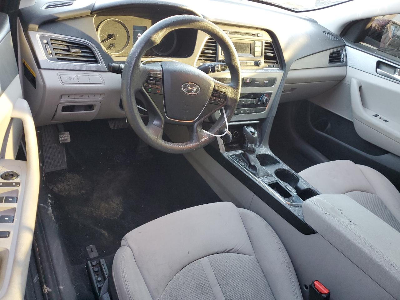 2017 Hyundai Sonata - Image 8