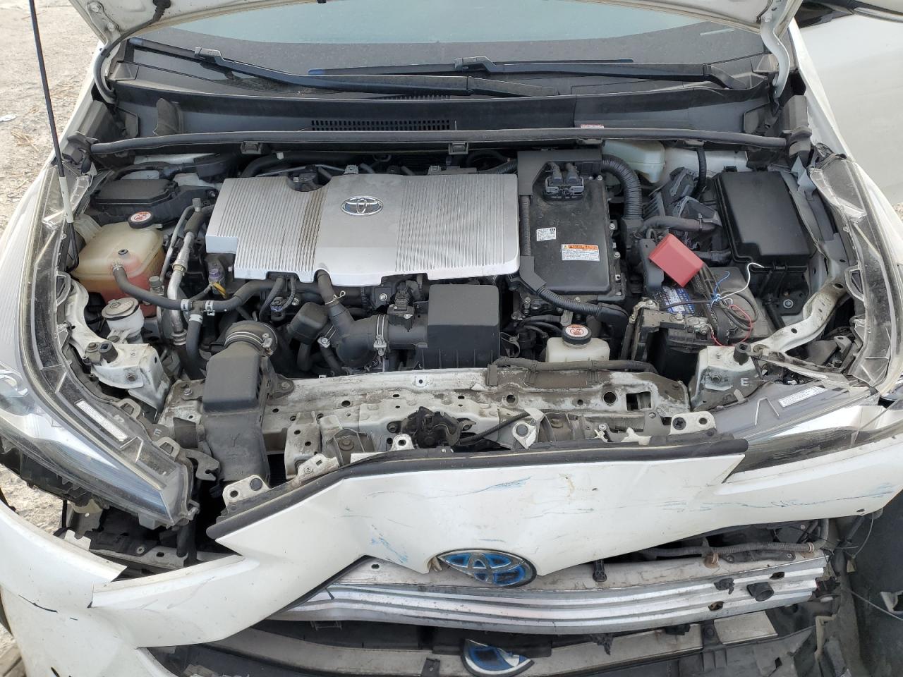 2019 Toyota Prius - Image 11