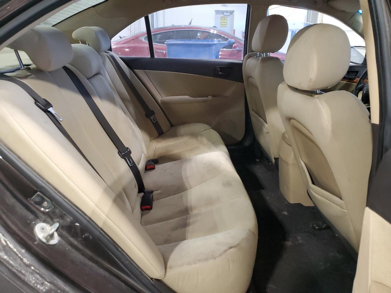 2009 Hyundai Sonata - Image 10