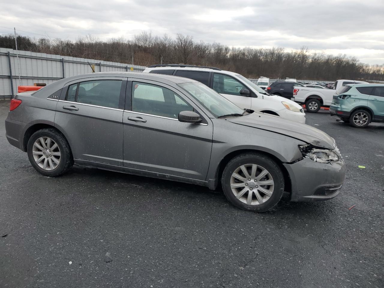 2012 Chrysler 200 - Image 4
