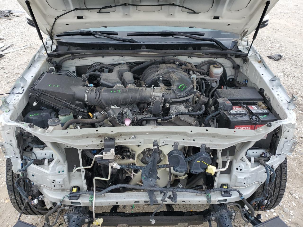 2018 Toyota 4Runner Sr5 VIN: JTEZU5JR0J5167917 Lot: 84085294