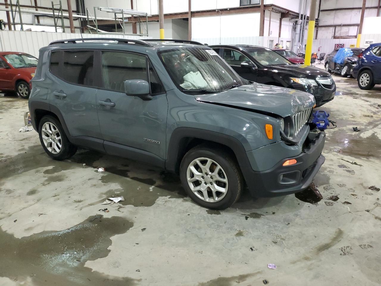 2018 Jeep Renegade - Image 4