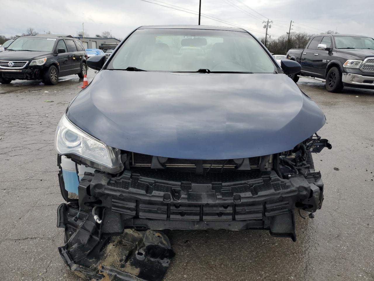 2015 Toyota Camry - Image 5
