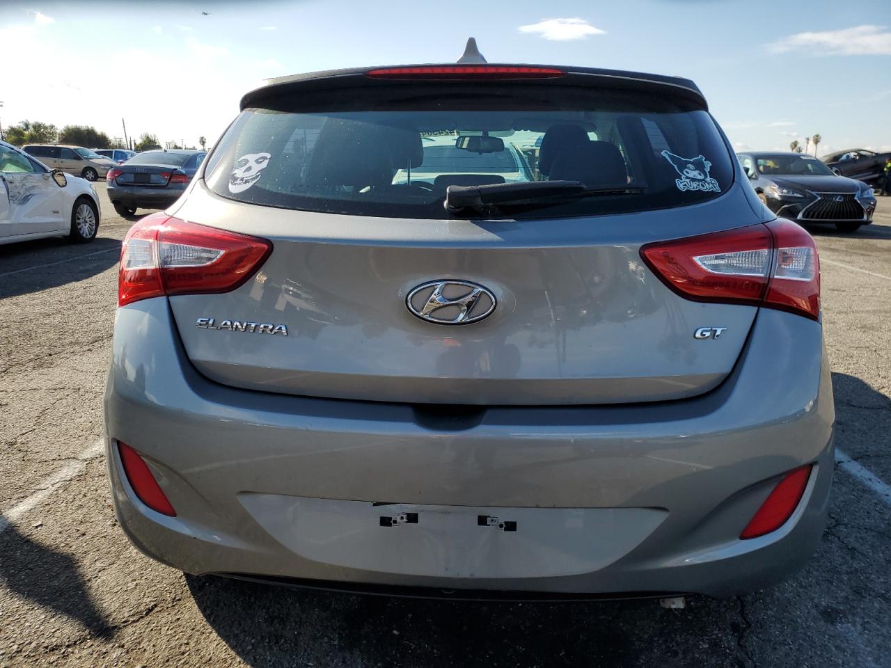 2015 Hyundai Elantra - Image 6