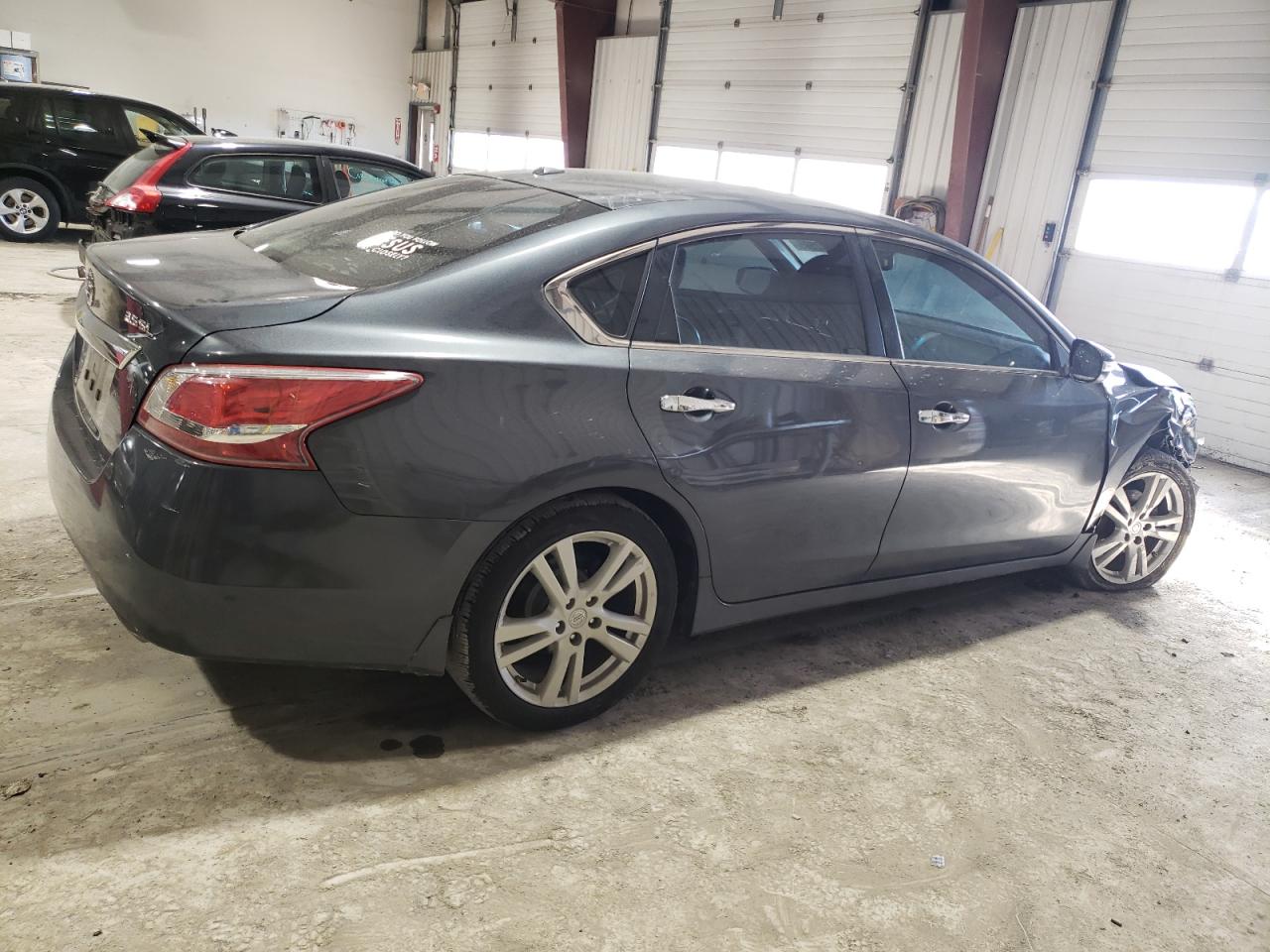 2013 Nissan Altima - Image 3