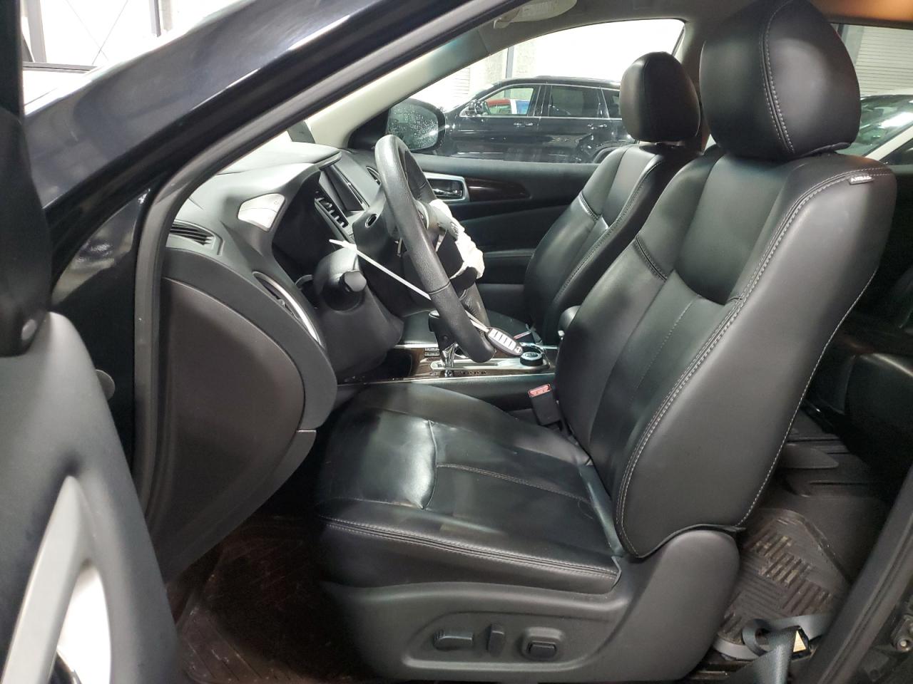 2016 Nissan Pathfinder - Image 7