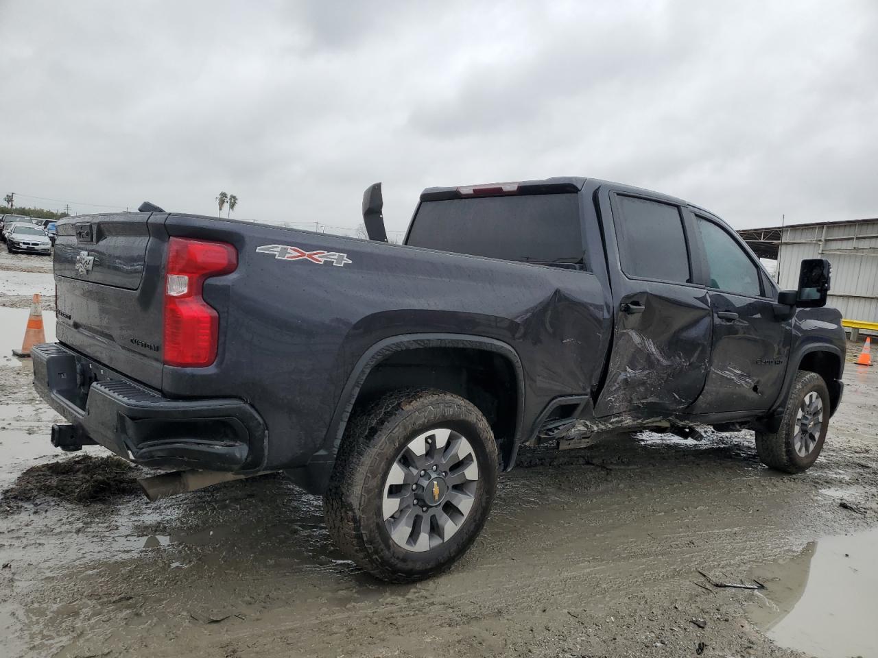 2024 Chevrolet Silverado - Image 3