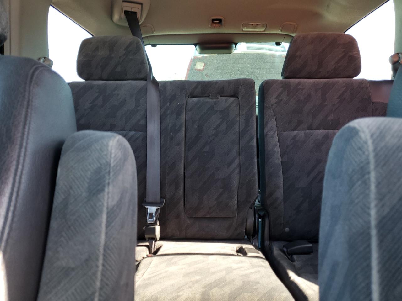 2003 Honda CR-V - Image 10