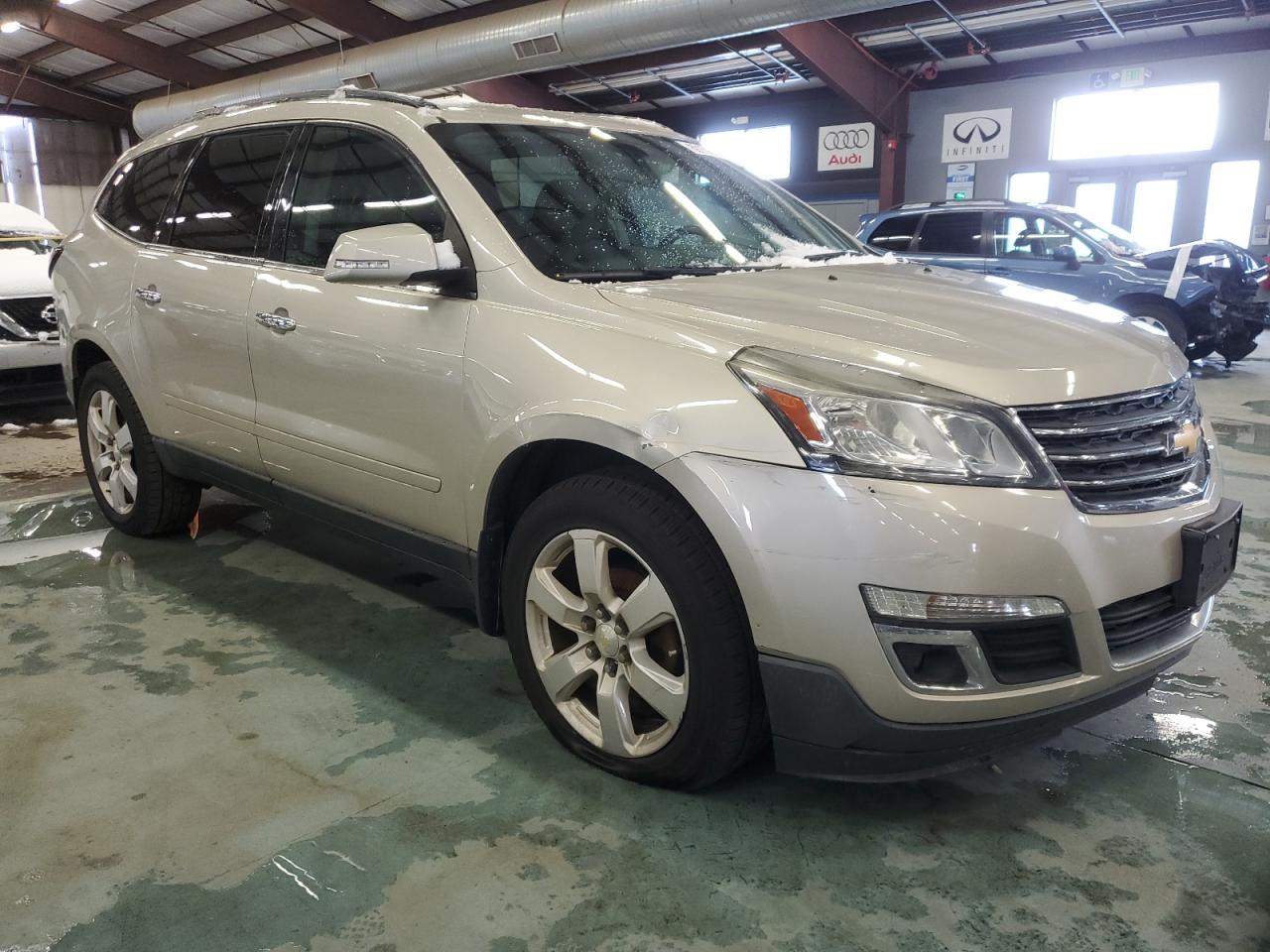 2016 Chevrolet Traverse - Image 4
