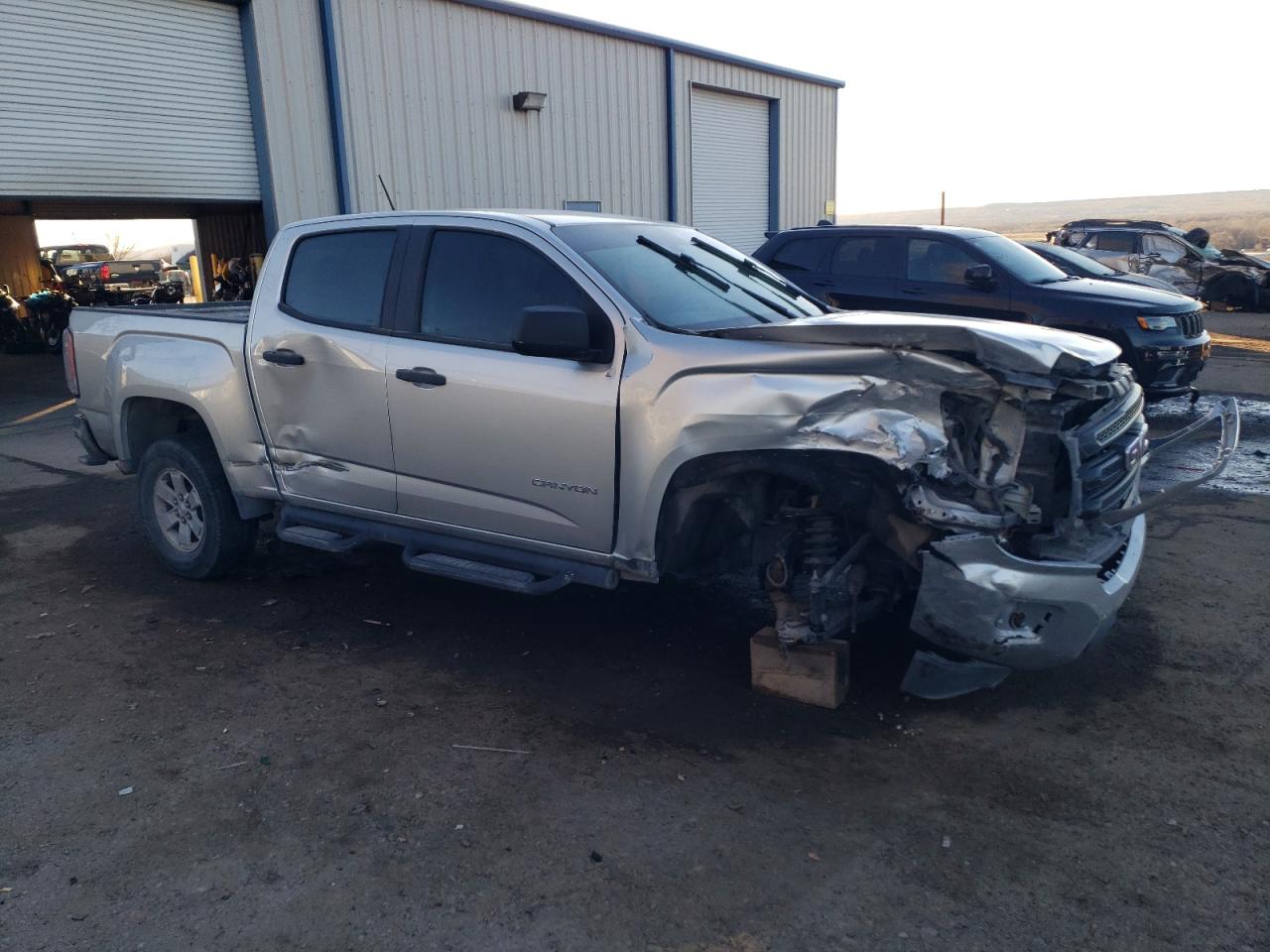 2016 GMC Canyon - Image 4