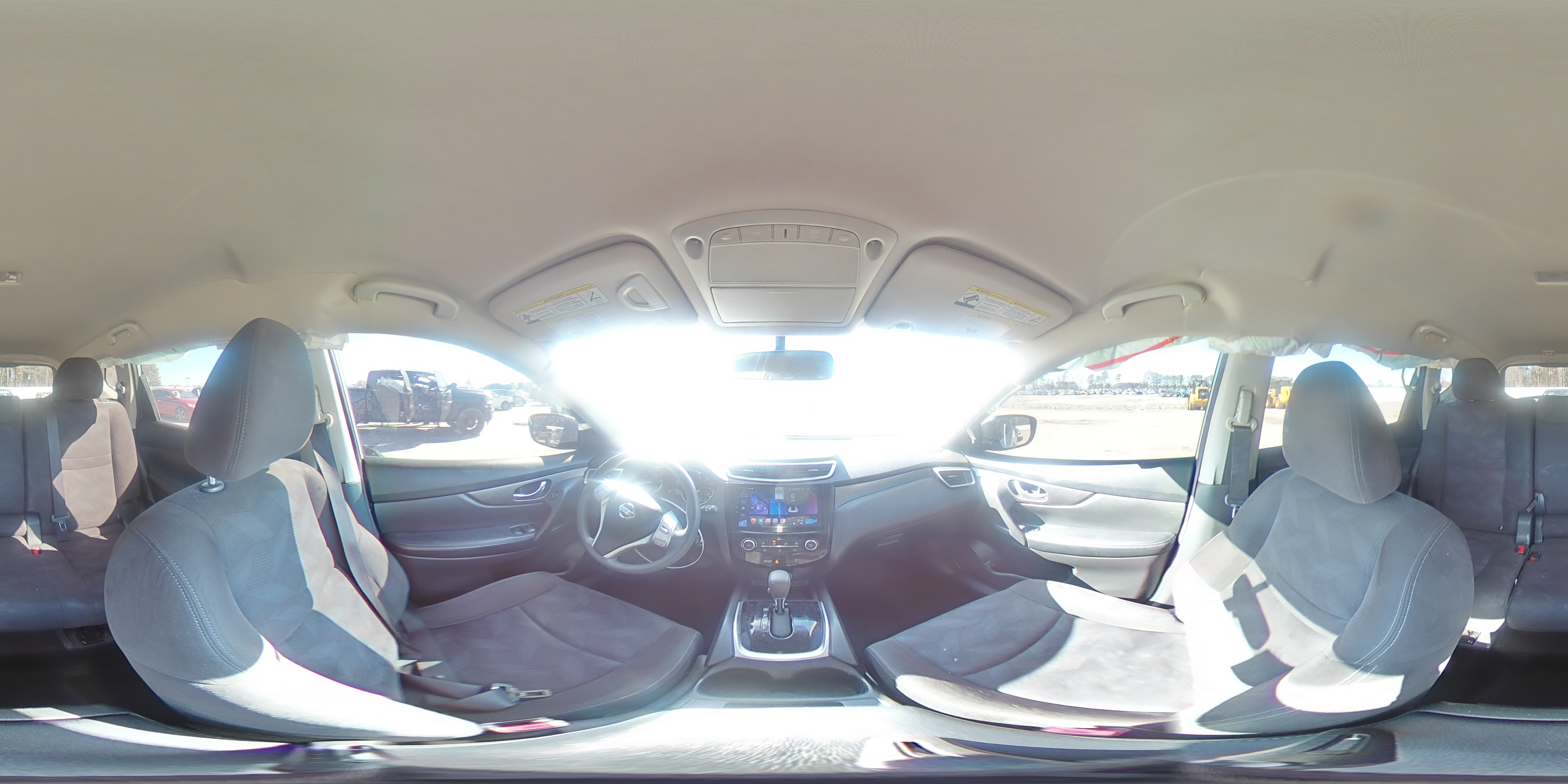 2015 Nissan Rogue - Image 14