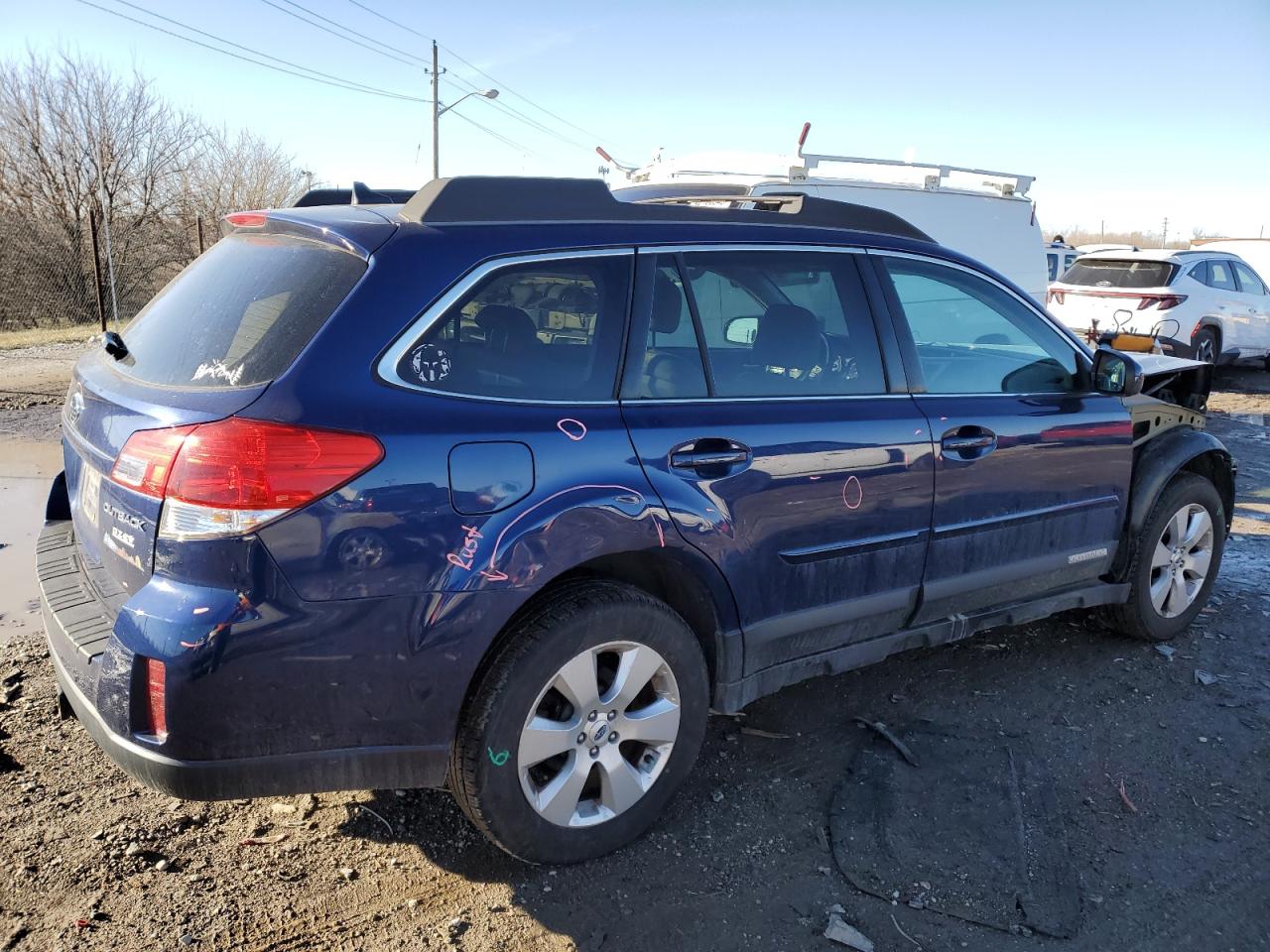 2011 Subaru Outback - Image 3