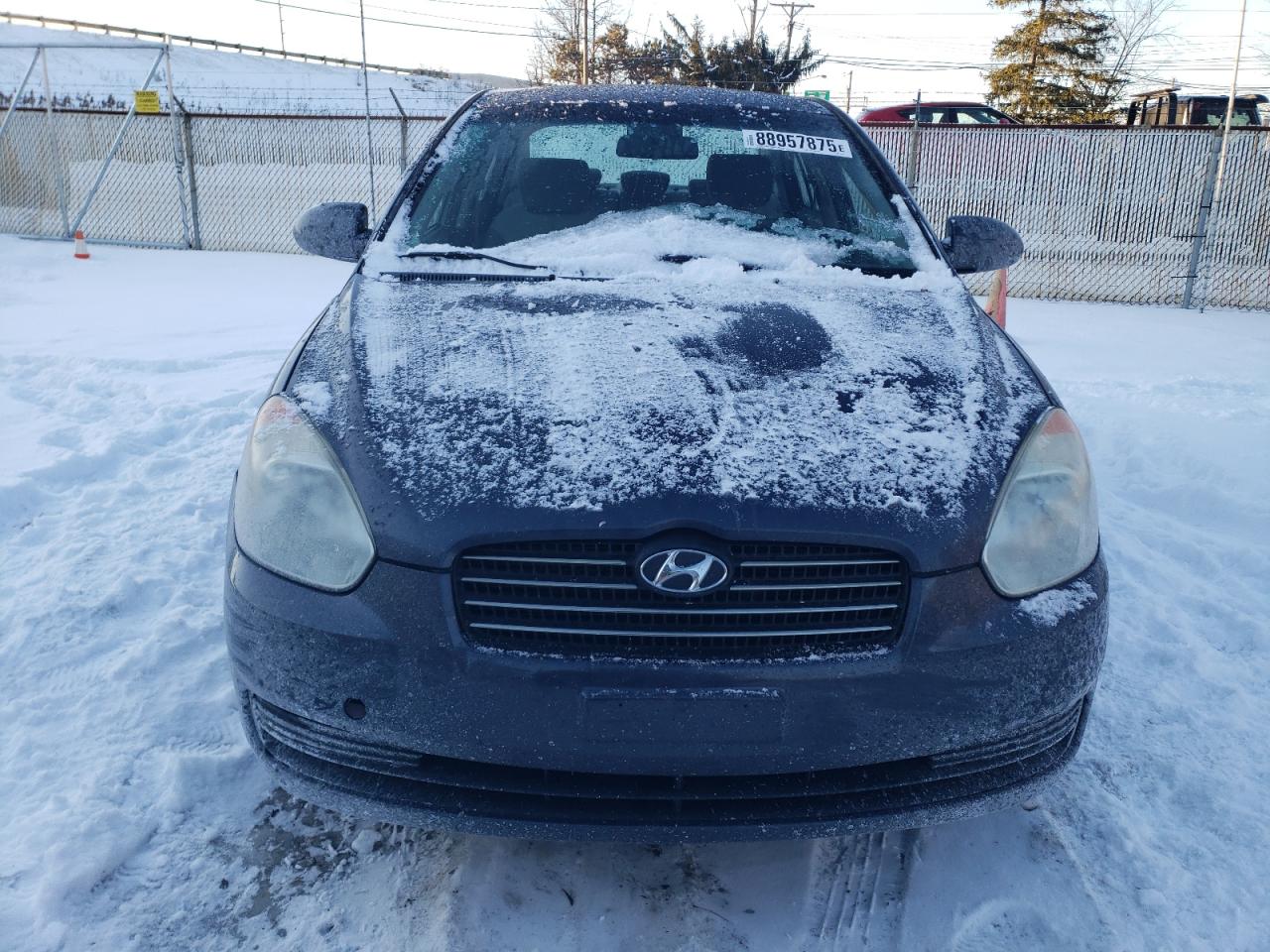 2009 Hyundai Accent - Image 5