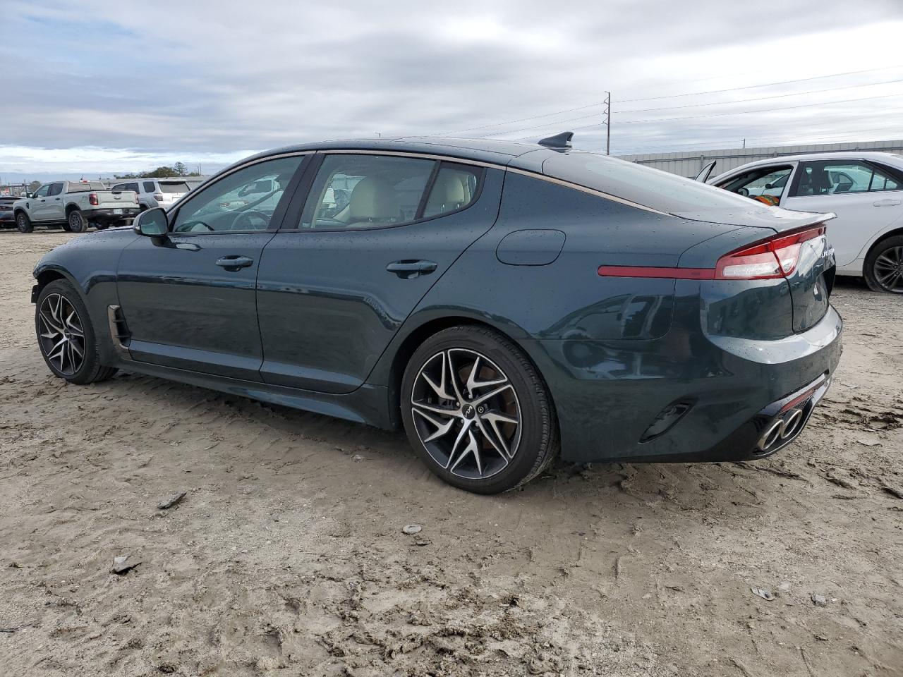 2022 Kia Stinger - Image 2