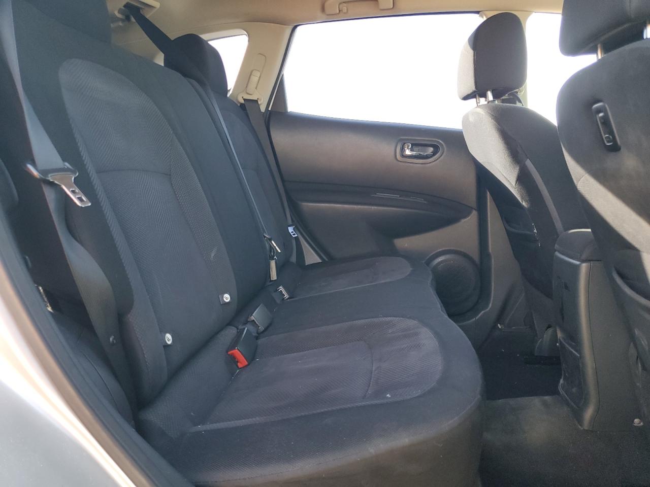 2012 Nissan Rogue - Image 10