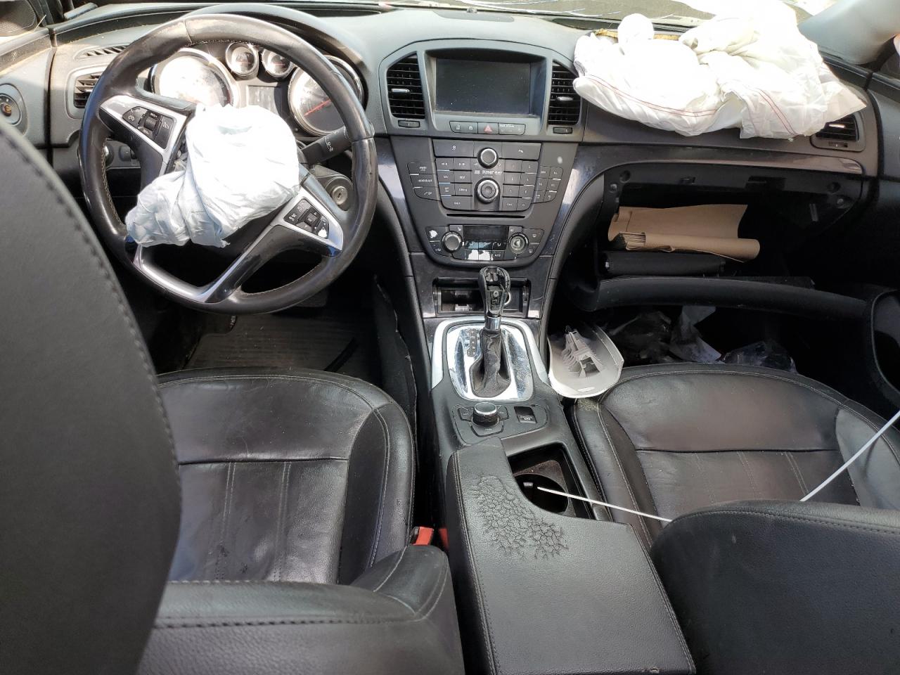 2011 Buick Regal - Image 8