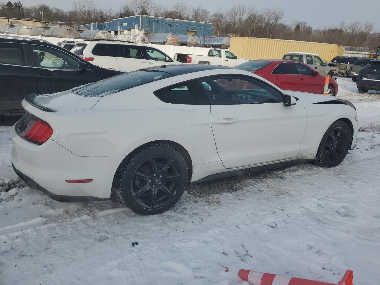 2019 Ford Mustang - Image 3